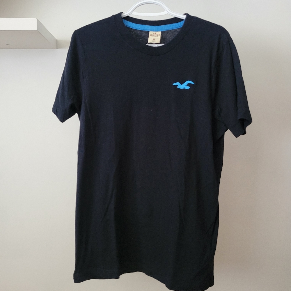 Hollister shirt